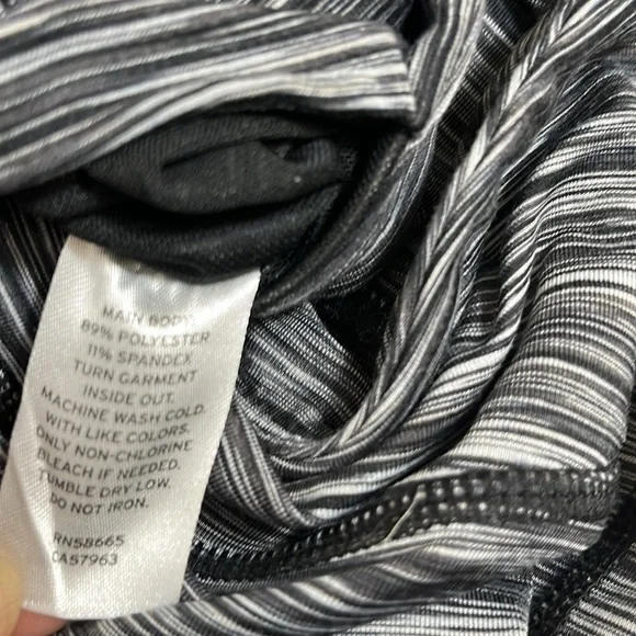 Zella Gray Athletic Leggings - Picture 8 of 8